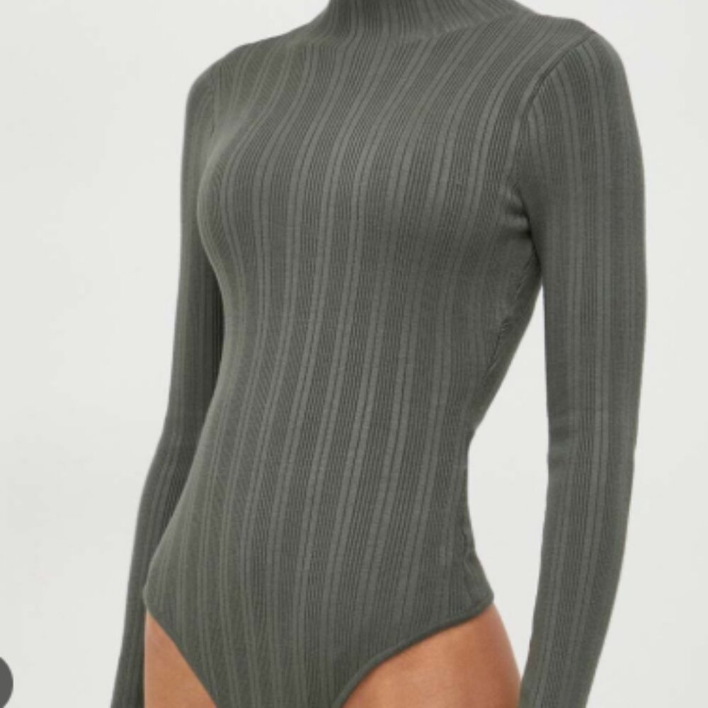 Abercrombie & Fitch olive Ribbed Long Sleeve Top - Picture 4 of 4
